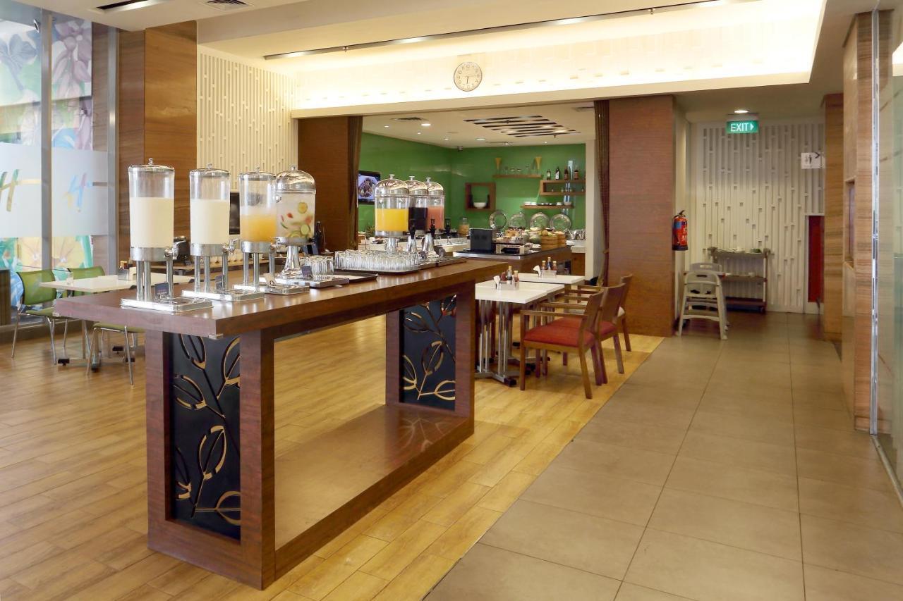 Holiday Inn Express Semarang Simpang Lima By Ihg Exterior photo